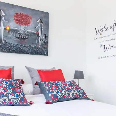 Altamira Apartment *
