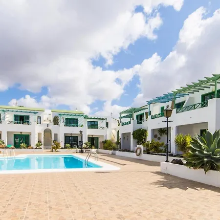 Altamira Apartment *